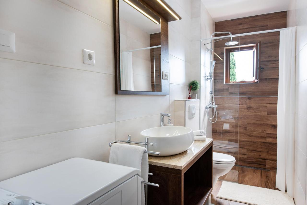 Superior Apartment Sincic Porec Esterno foto
